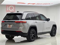 جیپ گراند شیرۆکی